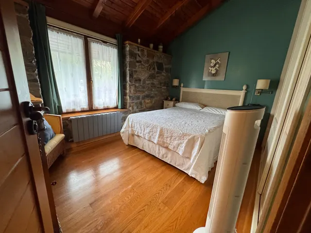 Exclusivo Chalet Reformado en Barrika con Vistas al Mar y Amplias Instalaciones — 12