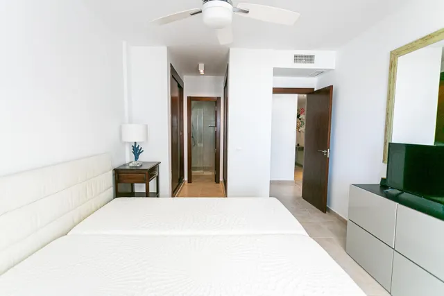 Precioso Atico Triplex de 4 dormitorios en Altos de los Monteros en perfecto estado — 16