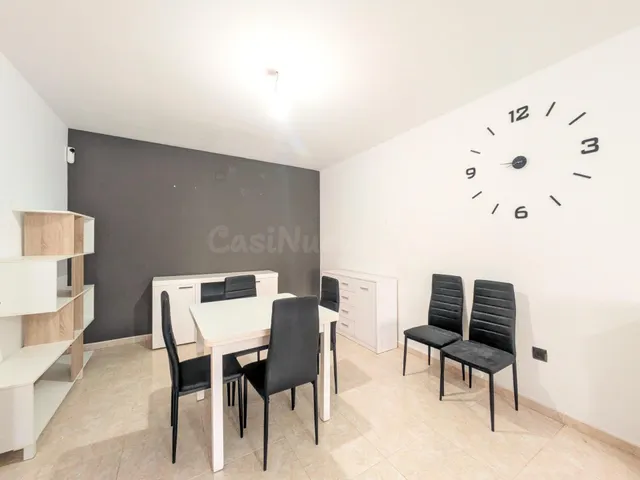 VIVIENDA ADOSADA DE CUATRO habitaciones CON AMPLIA TERRAZA E - foto 3