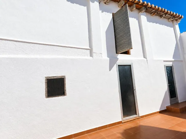 CASA DE PUEBLO CON ENCANTO, REFORMADA Y CON POSIBILIDAD DE CREAR UNA SEGUNDA VIVIENDA – GILET — 28