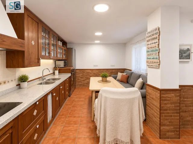 MAGNIFICA CASA EN PADUL — 24