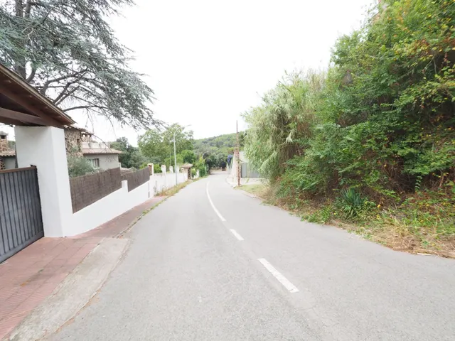 SE VENDE CASA EN ARENYS DE MUNT, URBANIZACIÓN TRES TURONS — 23