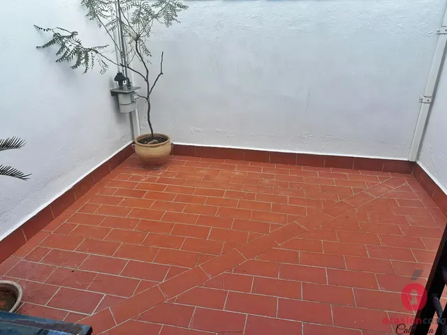 Casa del año 2005 - buen estado de conservación - zona media campo de la verdad — 28