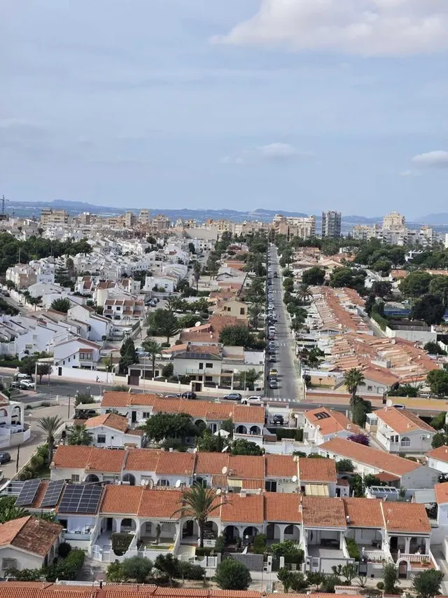 Magnifico apartamento con unas vistas increibles y piscina comunitaria — 6