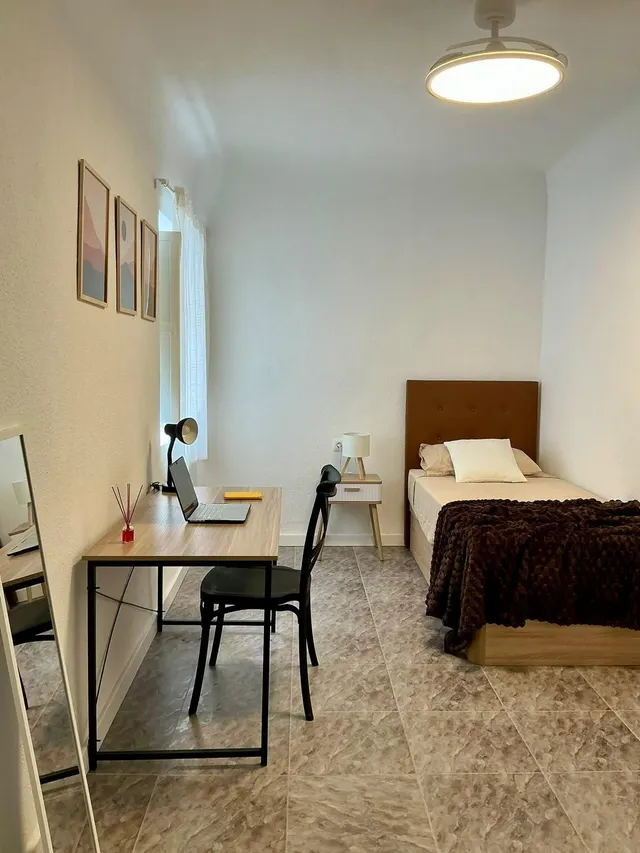 ALQUILER DE AMPLIA VIVIENDA REFORMADA CON 5 DORMITORIOS ZONA CAROLINAS ALTAS — 9