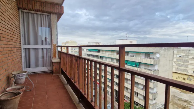LUMINOSO PISO CON GARAJE EN ZONA MADRE DE DIOS — 4