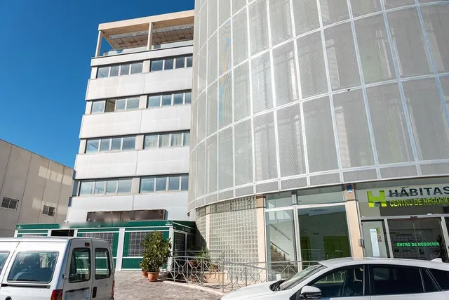 Oficina en venta en Ceuti — 16