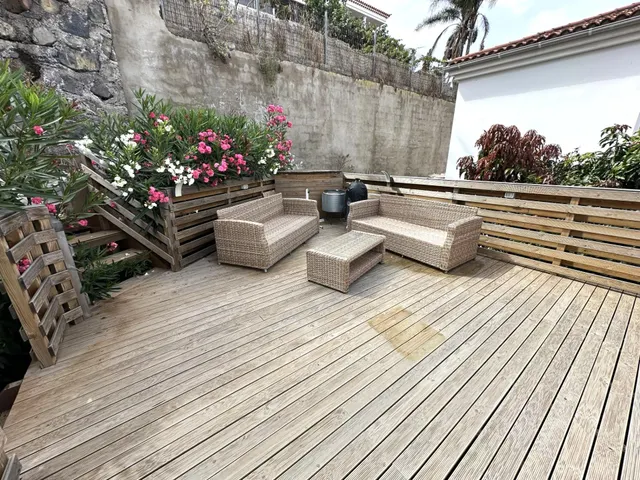 Chalet con piscina — 49