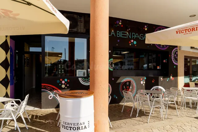 OPORTUNIDAD DE NEGOCIO EN MOTRIL – BAR LA BIEN PAGÁ - foto 2