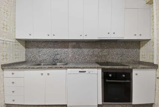 Villa 5 habitaciones 256m² en venta - LA PUNTICA — 32
