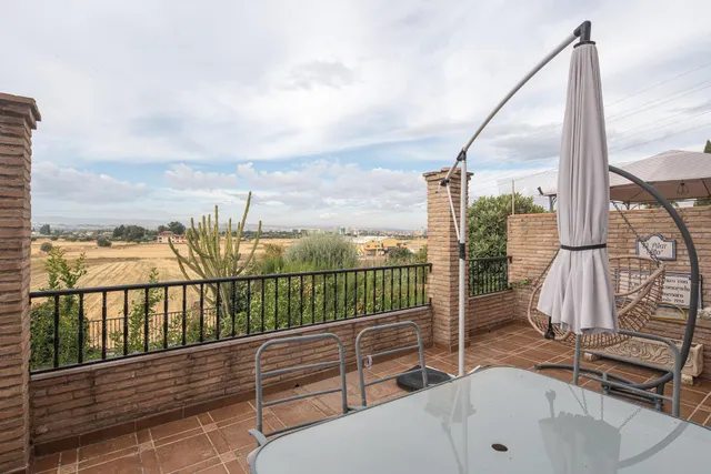 Casa 4 habitaciones 246m² en venta - Granada — 46