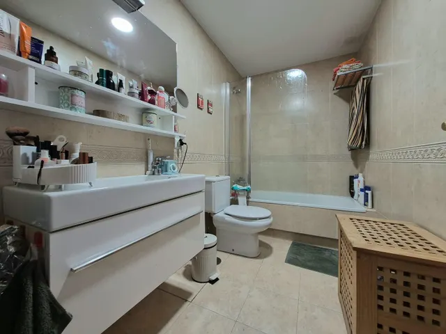 Venta piso tres habitaciones con garaje soto de la marina — 17