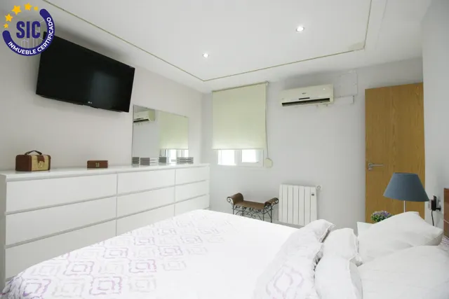 AMPLIA VIVIENDA REFORMADA DE 4 habitaciones CON ASCENSOR EN TORRENT — 25