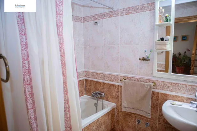 Impresionante Casa en San Pablo, Albacete - Espacio y Comodidad — 41