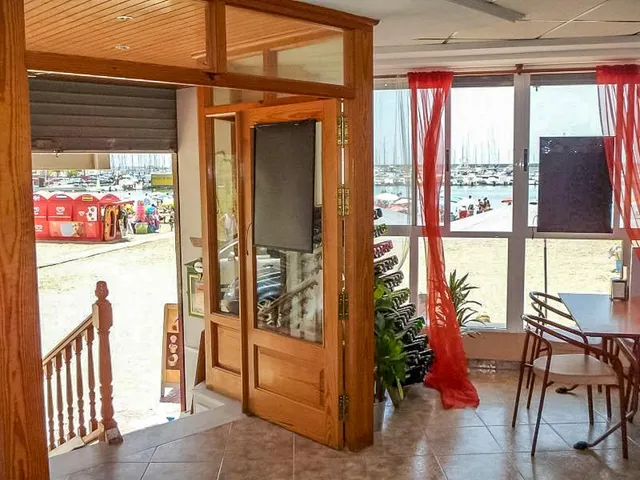 Oportunidad de Inversión: Restaurante a la venta en Playa del Acequión — 11