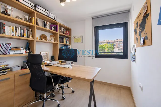 PISO DE 4 habitaciones EN EL CENTRO DE REUS — 29