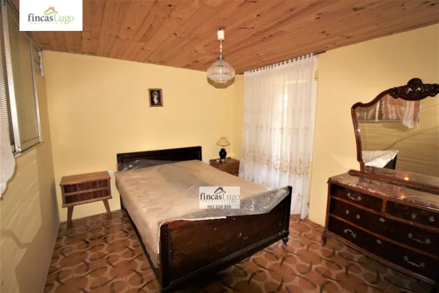 2 CASAS DE PIEDRA EN O CORGO — 41
