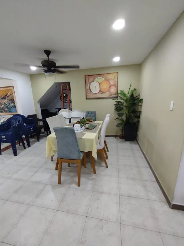 Casa 14 habitaciones 300m² en alquiler - Crespo — 6