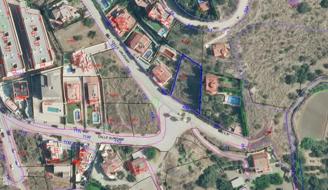 Terreno urbano en añoreta — 10