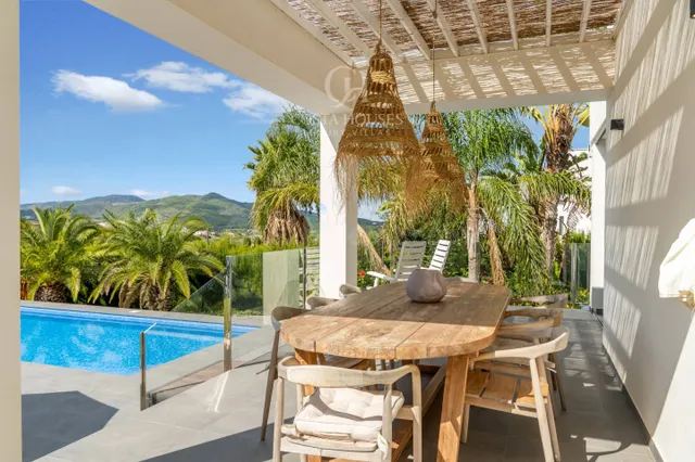 Villa aurena · arquitectura contemporanea, luz y calma mediterranea en javea — 3