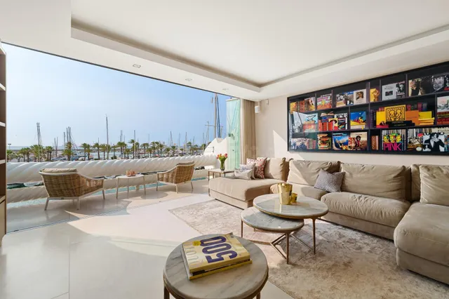 El ático más exclusivo de Puerto Marina: vistas 360º, diseño - foto 4