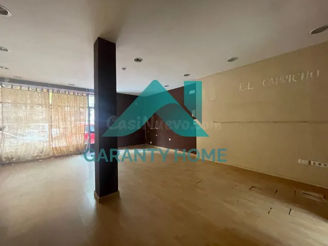 SE VENDE O SE ALQUILA LOCAL EN PLAZA BRUSELAS - foto 5