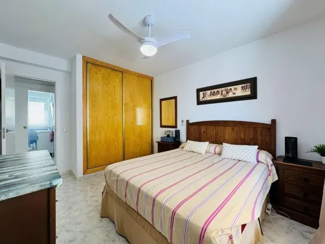 APARTAMENTO REFORMADO A 100 M DE LA PLAYA — 14