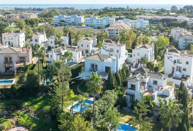 Chalet 4 habitaciones 319m² en venta - Costa Del Sol — 15