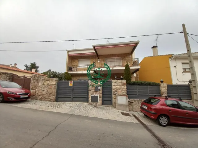 SE VENDE CHALET INDEPENDIENTE EN VENTURADA (SIERRA NORTE)  . JARDIN Y TERRAZA — 21