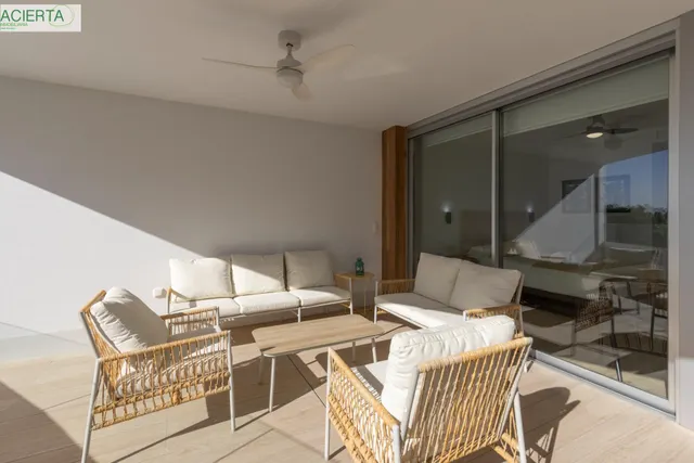 Piso con gran terraza y vistas al Campo de Golf — 38