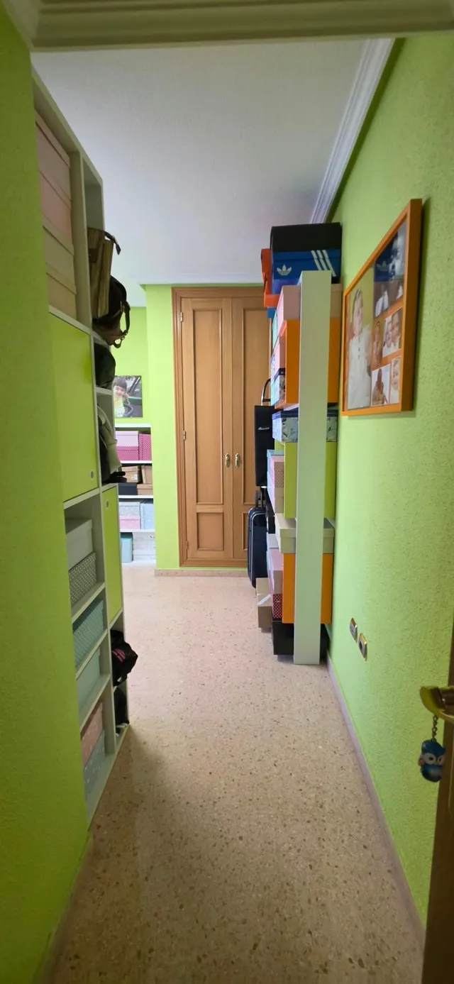 PISO A LA VENTA AMPLIO, LUMINOSO Y CON PLAZA DE GARAGE — 9