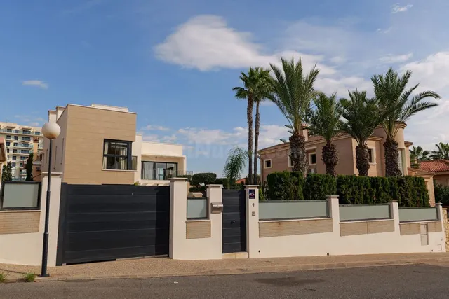 Villa 3 habitaciones 430m² en venta - La veleta — 2