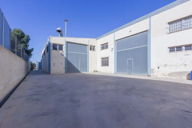 Nave industrial de 1.500 m2 en calle Ciudad de Sevilla — 10