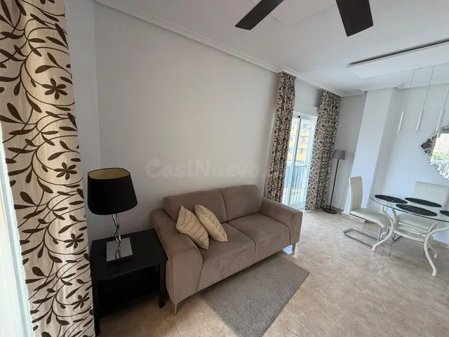 Piso moderno en residencial con solárium y piscina - foto 2