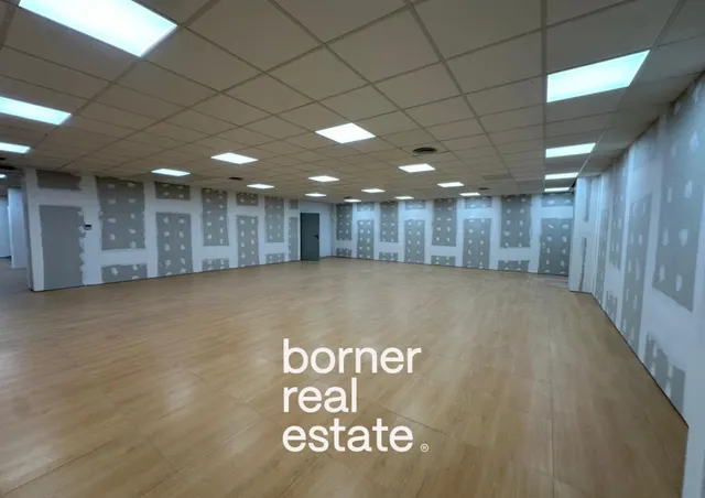 Local en venta en Trade Center Sant Cugat. — 15