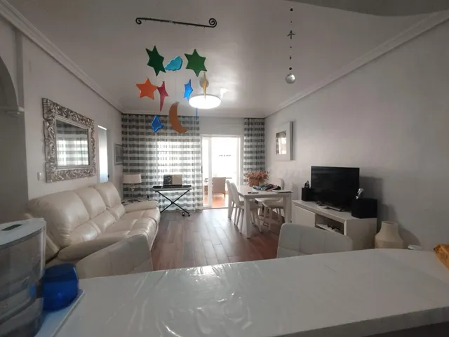 Apartamento reformado en segunda linea de playa  con vistas al mar en Guardamar del Segura — 13