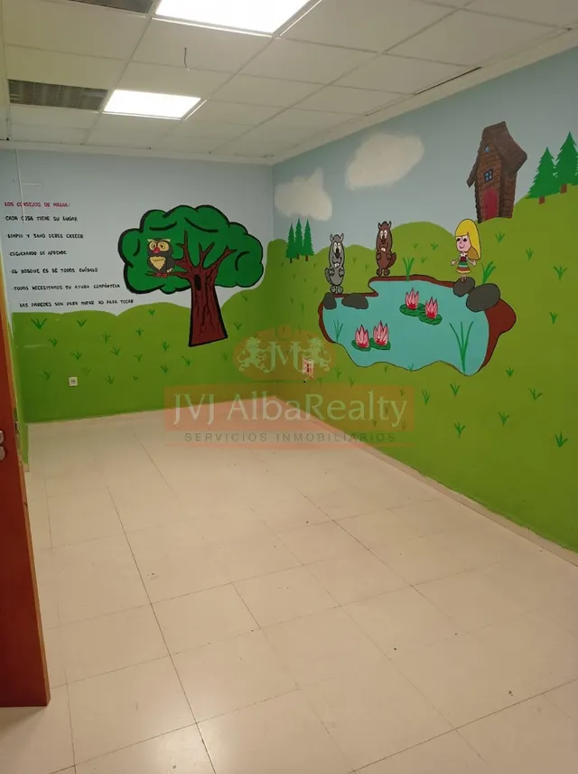 ESPECTACULAR LOCAL EN VENTA O ALQUILER EN ZONA INDUSTRIA — 24