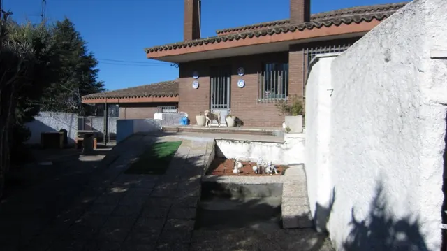 URBANIZACION LA MINA, SE VENDE CHALET — 19