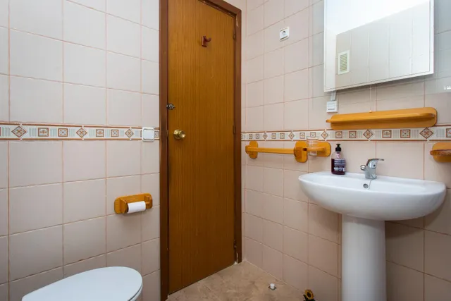 Ático de 3 dormitorios en Playa del Cura, Torrevieja. — 24