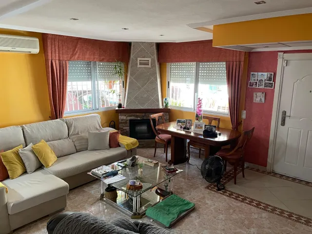 CHALET ADOSADO CON PISCINA PRIVADA EN LOS ALTOS – TORREVIEJA — 2