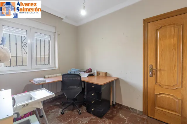 Casa en esquina en venta en Las Gabias — 10