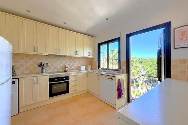 Villa Independiente Orientada al Sur con Vistas al Mar, Piscina Privada y Apartamento Separado en La Fuente — 13