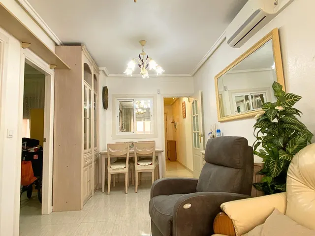 Piso con garaje inlcuido en Torrevieja centro — 5
