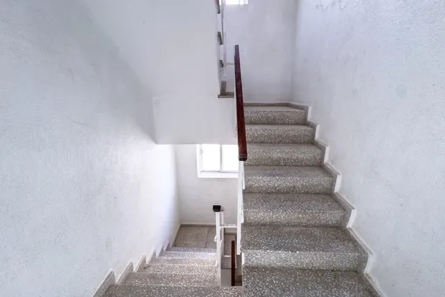 Amplio piso reformado en segunda línea de la Playa del Cura — 142 m2, 4 dormitorios, vistas al mar y orientación suroeste — 31