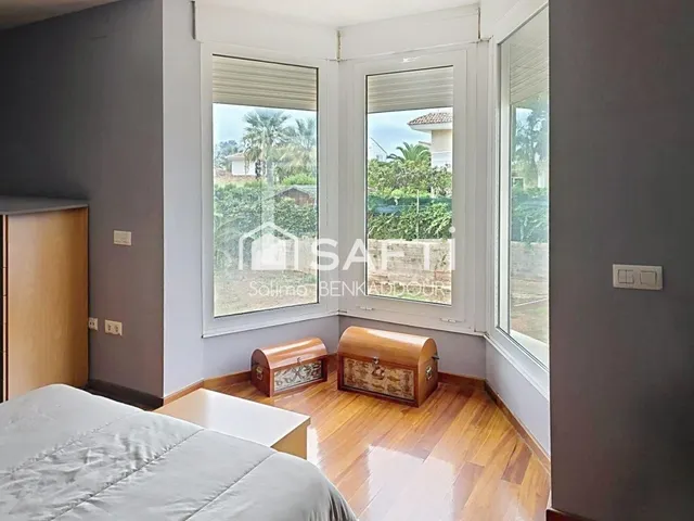 Estupendo chalet de 998 m2 de parcela y 620 m2 de vivienda. — 12