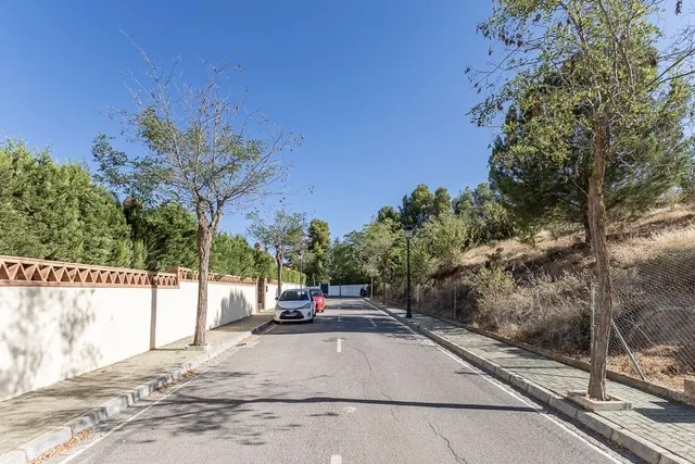 PARCELA 610 M2 EN CORTIJO DE LA LUZ, OTURA. — 5