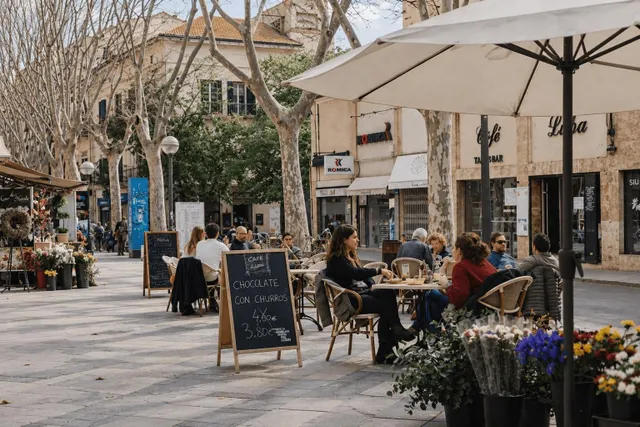 Piso señorial con terraza, en el barrio de Sant Jaume, Palma — 23
