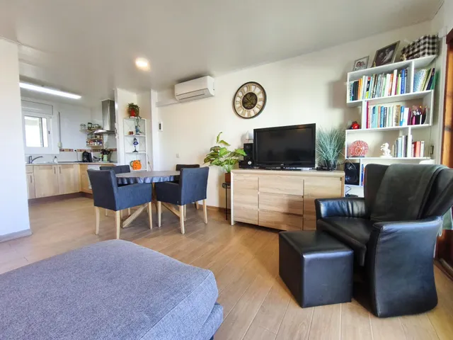Apartamento 3 habitaciones 128m² en venta - Puig-Rom — 42