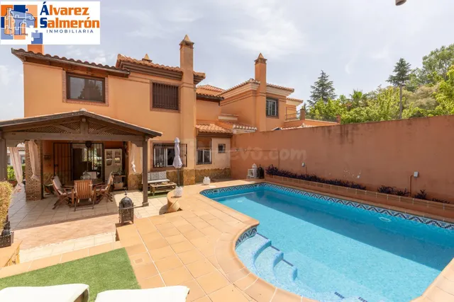 Exclusiva vivienda premium en La Zubia — 2