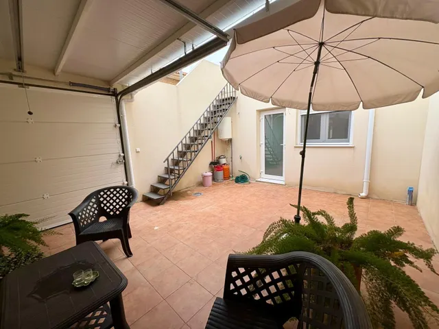 CASA REFORMADA DE 2 PLANTAS EN PUERTO LUMBRERAS — 24